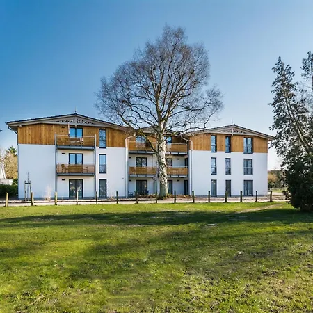 Apartman Am Park 14 *
